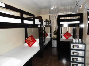 Отель Paris Guest House (D2, 10/F)  Гонконг